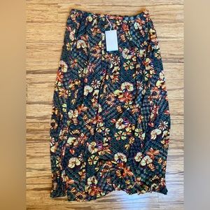 New with Tags- Ulla Johnson Cecilia Skirt in size L